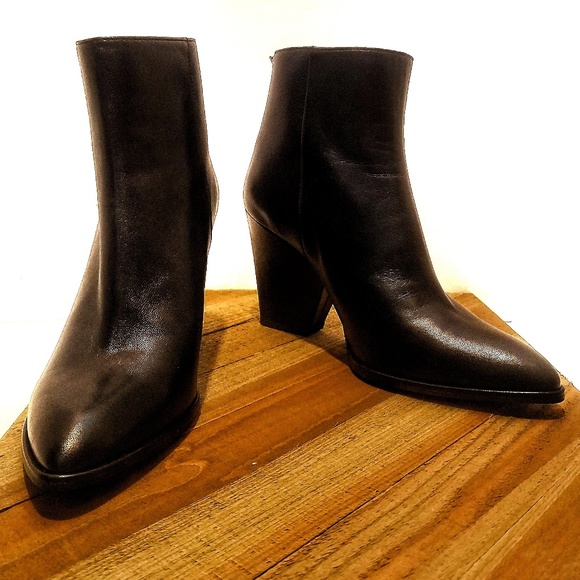 Stuart Weitzman Shoes - Stuart Weitzman Black Leather Ankle Boots Rear-Zip